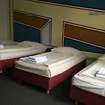 Hotel 103
