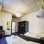 Hotel 103 2*